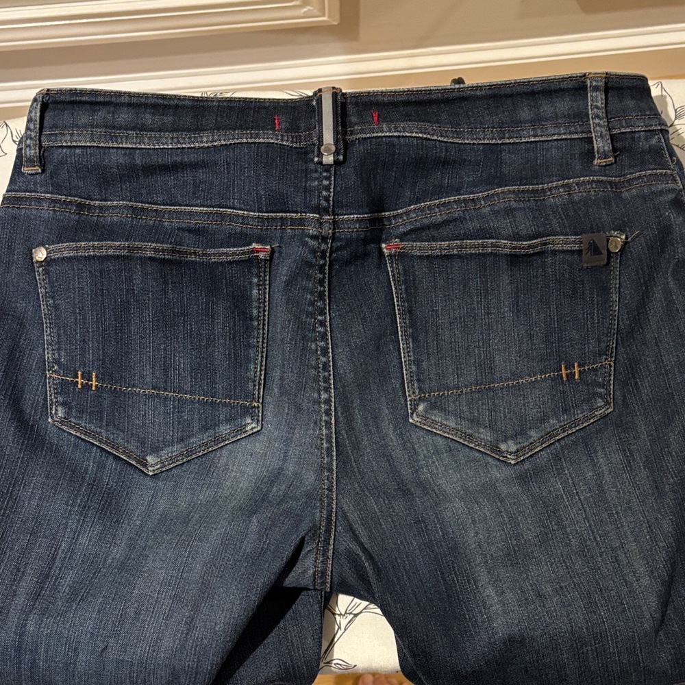 L.L. Bean Dark Blue Women's Jeans - Picture 5 of 7